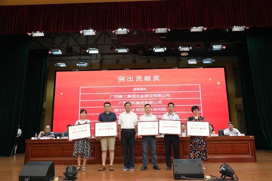 2024新澳门全年免费原料网