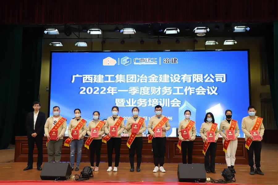 2024新澳门全年免费原料网