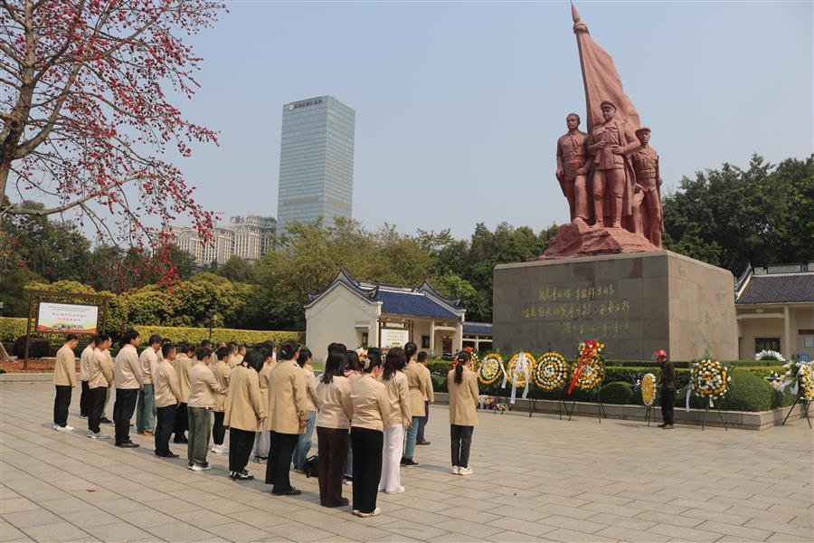 2024新澳门全年免费原料网